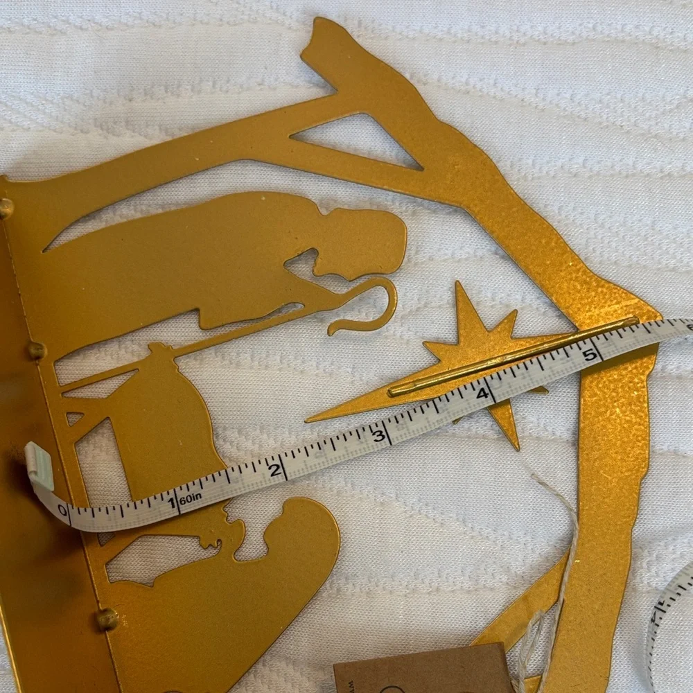 Mud Pie Metallic Gold Nativity Scene Shelf Sitter NWT Retails for $22.50